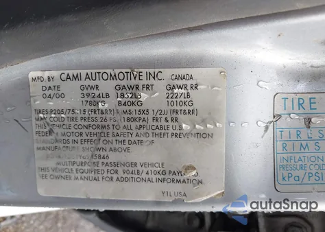 2000 Chevrolet Tracker Hard Top из США, поврежденный, VIN 2CNBJ13C1Y6945846